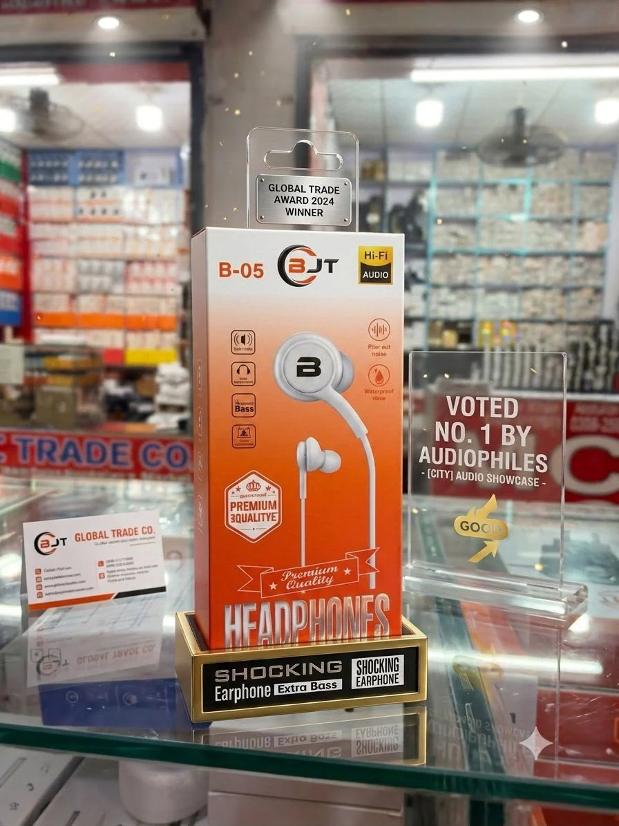 BJT B-05 Wired In-Ear Earphones - White