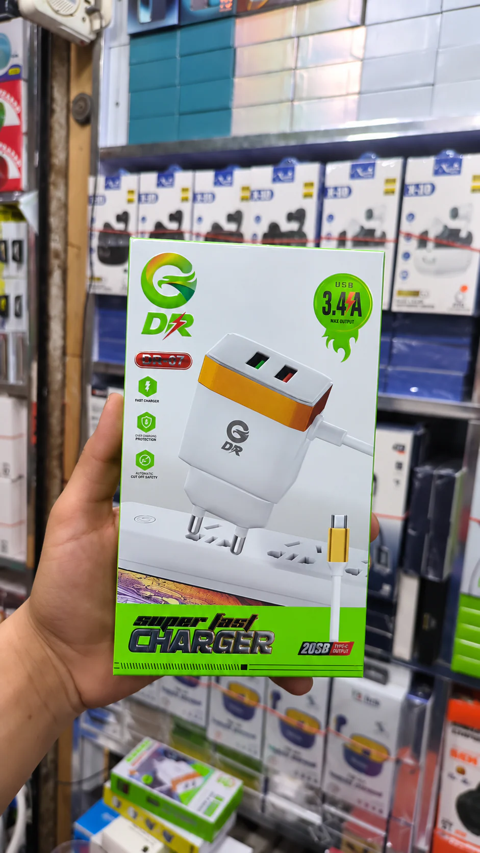 DR DR-07 3.4A Dual USB Wall Charger with Type-C Cable